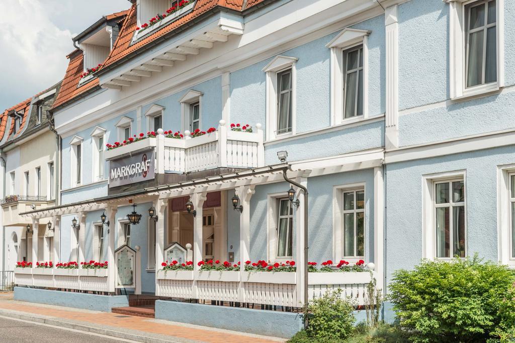 Hotel Markgraf Lehnin Exterior photo